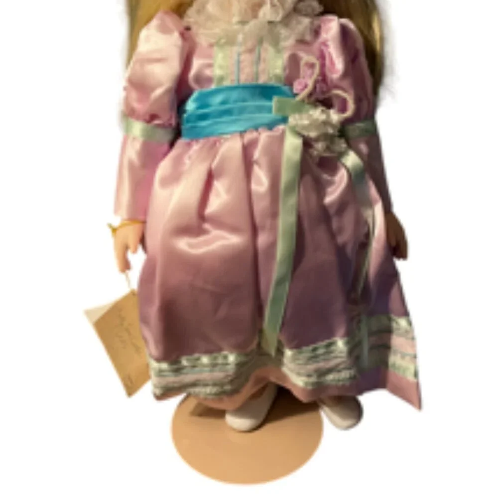 Vintage Limited Edition Betty Jane Carter Porcelain Doll - Picture 10 of 13